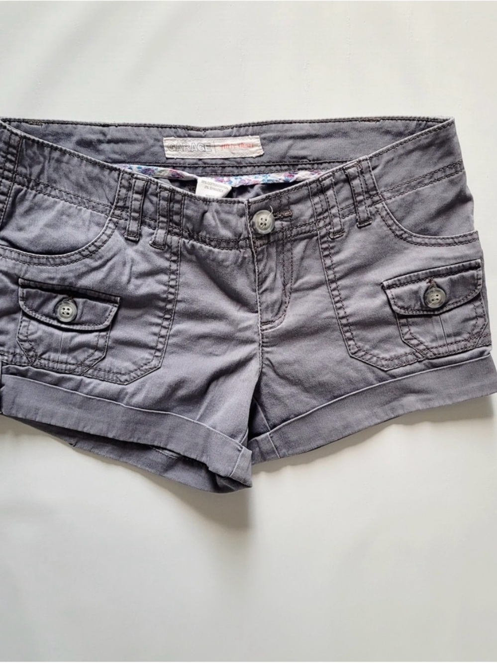 Garage Women's Gray Cargo Pocket Shorts Low Rise